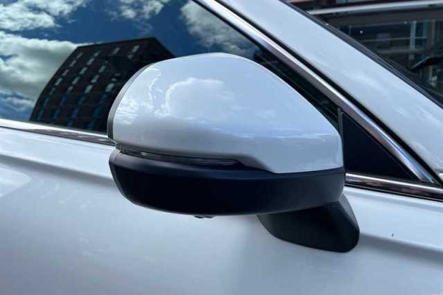 Honda CR-V Hybrid 2.0 eHEV Advance 5dr eCVT 