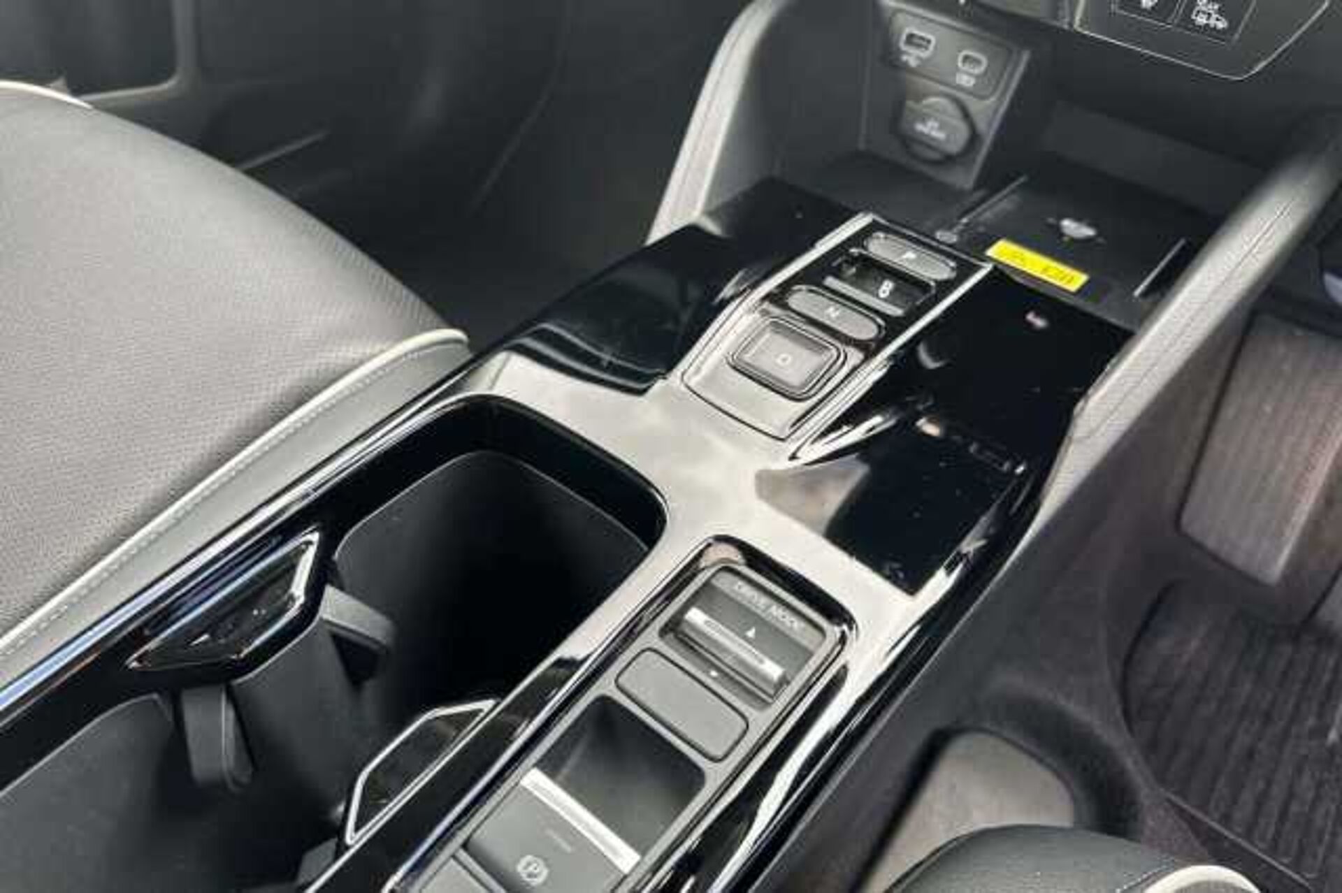 Honda e:Ny1 150kW Elegance 69kWh 5dr Auto 