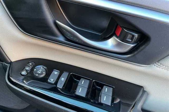 Honda CR-V Hybrid 2.0 I-MMD HYBRID SR 5DR ECVT 