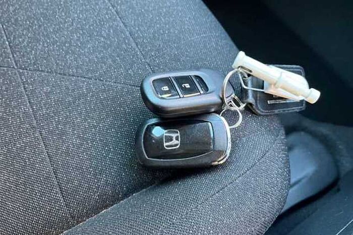 Honda HR-V Hybrid 1.5 eHEV Elegance 5dr CVT 