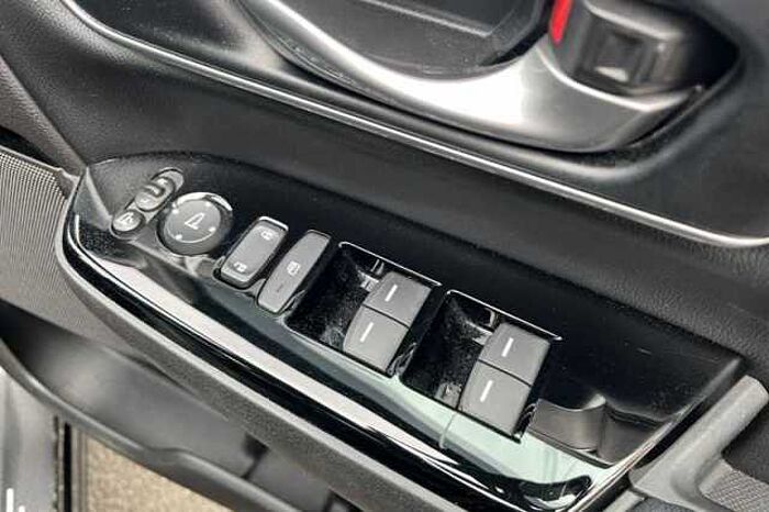 Honda CR-V Hybrid 2.0 i-MMD Hybrid SR 2WD 5dr eCVT 