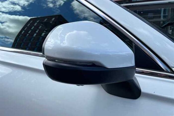 Honda CR-V Hybrid 2.0 eHEV Advance 5dr eCVT 