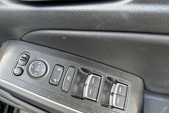 Honda Civic Hybrid 2.0 eHEV Advance 5dr CVT 