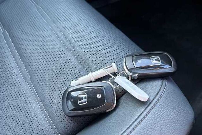 Honda CR-V Hybrid 2.0 ePHEV Advance Tech 5dr eCVT 