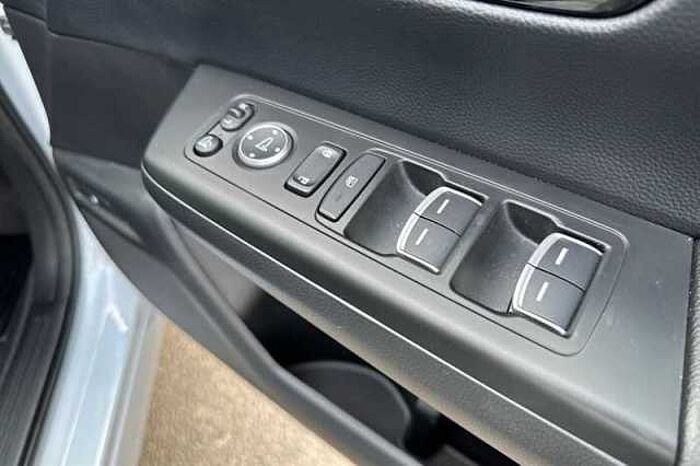 Honda CR-V e:PHEV 2.0 ePHEV Advance Tech 5dr eCVT 