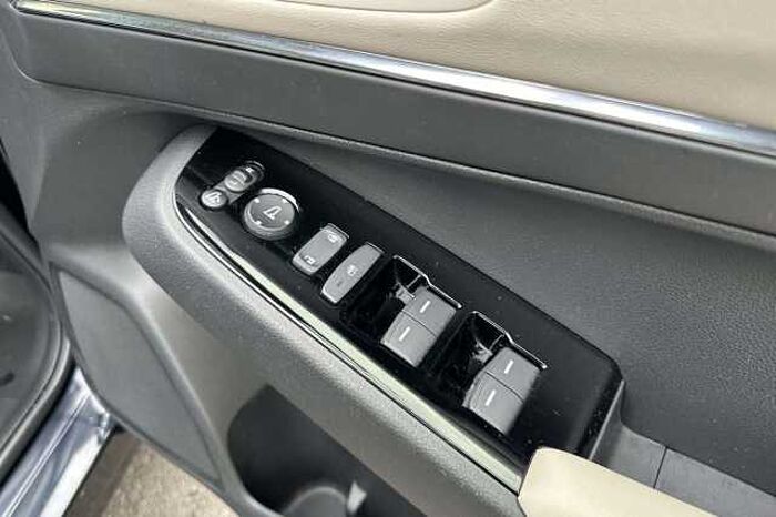 Honda HR-V Hybrid 1.5 eHEV Advance Style 5dr CVT 